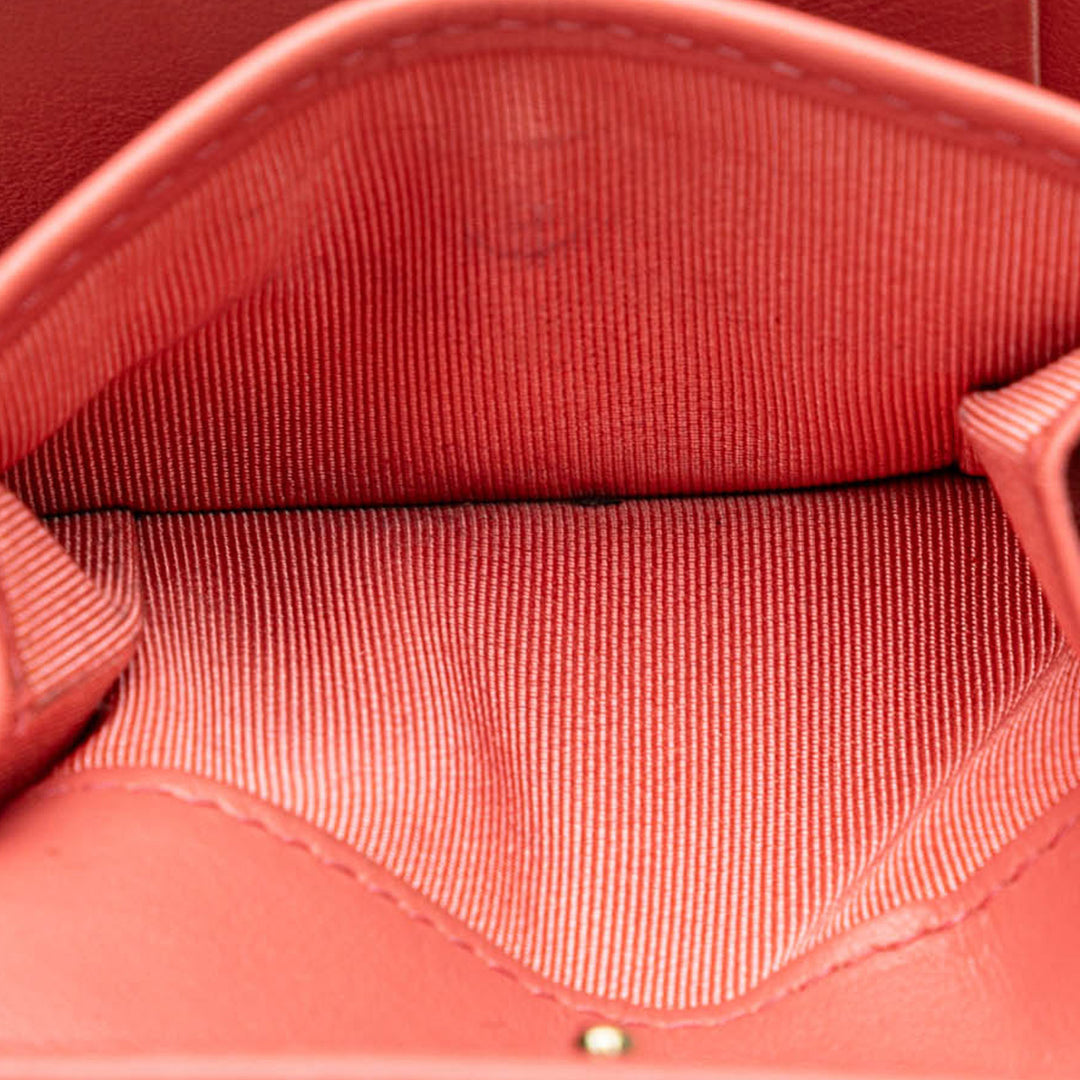 Chanel CC Matelassé Caviar Trifold Portefeuille