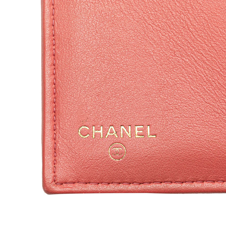 Chanel CC Matelassé Caviar Trifold Portefeuille