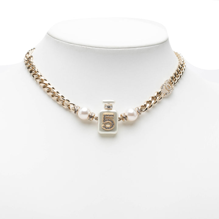 Chanel CC plaqué Perles fantaisie Strass No 5 Perfume Bottle Pendant Collier