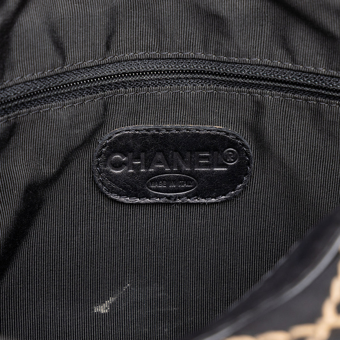 Chanel Sac à main CC Wild Stitch Cuir de veau Noir – vue 6 – GABY PARIS