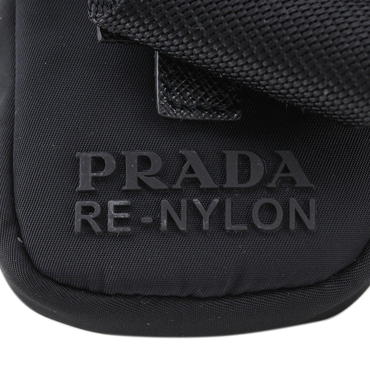 Prada Saffiano à finitions Re Nylon Zip Double Buckle Messenger Sac