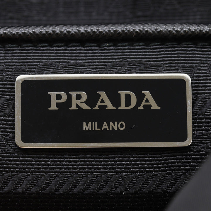 Prada Saffiano à finitions Re Nylon Zip Double Buckle Messenger Sac