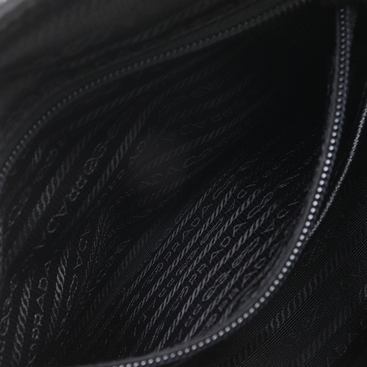 Prada Saffiano à finitions Re Nylon Zip Double Buckle Messenger Sac