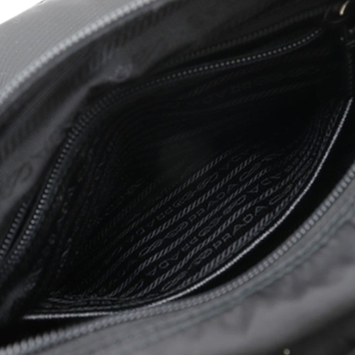 Prada Saffiano à finitions Re Nylon Zip Double Buckle Messenger Sac