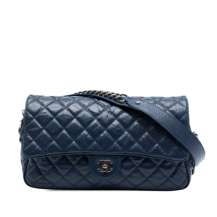 Chanel Matelassé Froissé Airlines Casual Rock à rabat Moyen Cuir de veau
