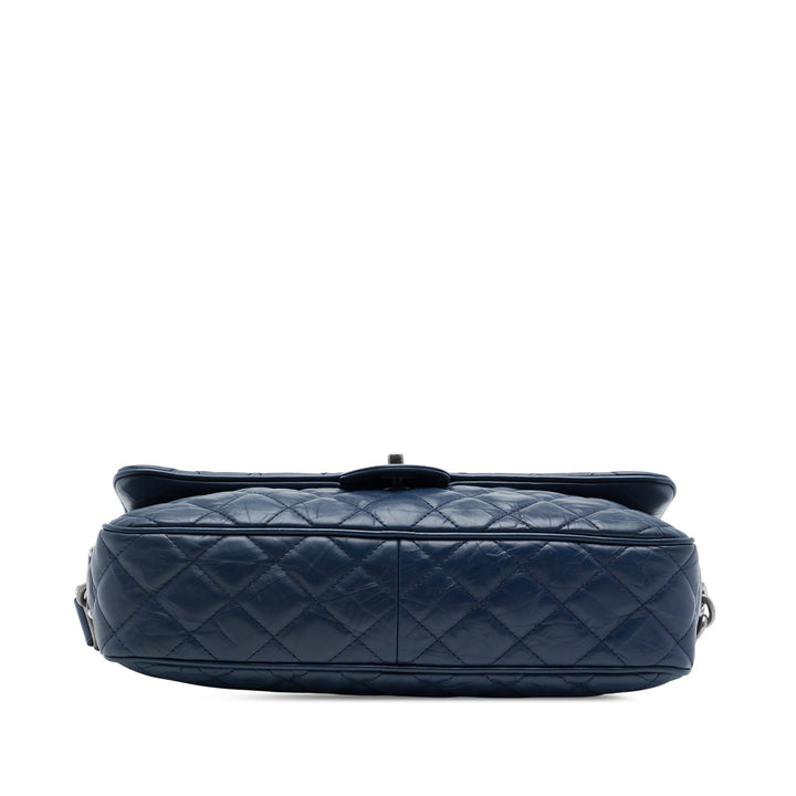 Chanel Matelassé Froissé Airlines Casual Rock à rabat Moyen Cuir de veau
