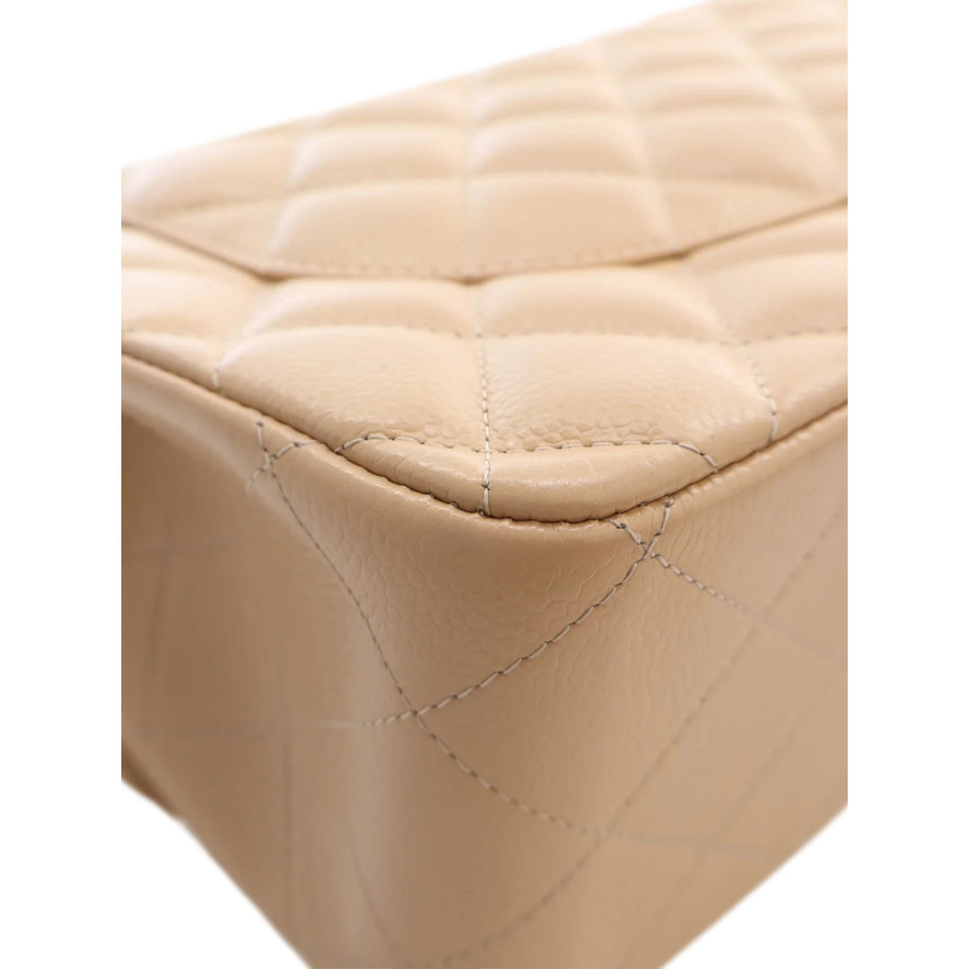 Chanel Classic Double rabat Jumbo Cuir caviar Beige – vue 14 – GABY PARIS