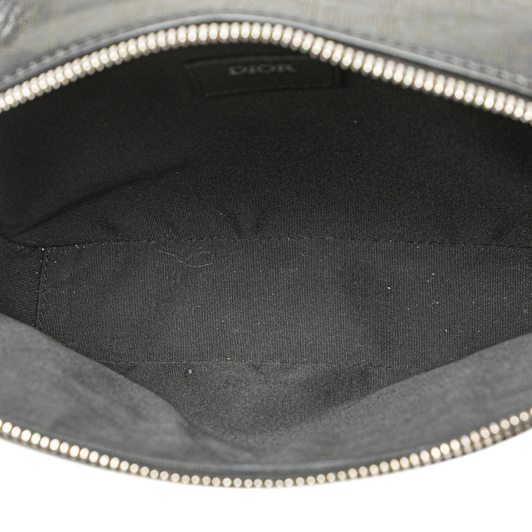 Dior Perforated Oblique Cuir de veau Galaxy Safari Crossbody Noir – GABY PARIS Authentique
