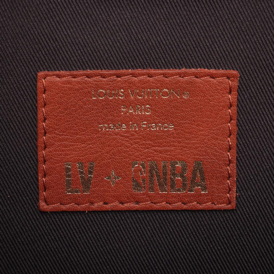 Louis Vuitton NBA Monogram Shoe Boîte
