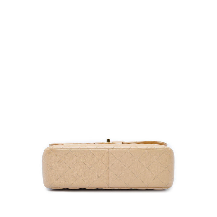 Chanel Sac porté épaule Classic Double rabat Jumbo Cuir caviar Beige – vue 3 – GABY PARIS