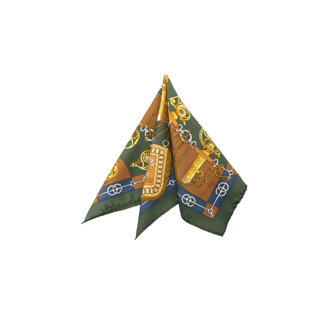 Hermès Cliquetis Handkerchief Vert – vue principale – GABY PARIS