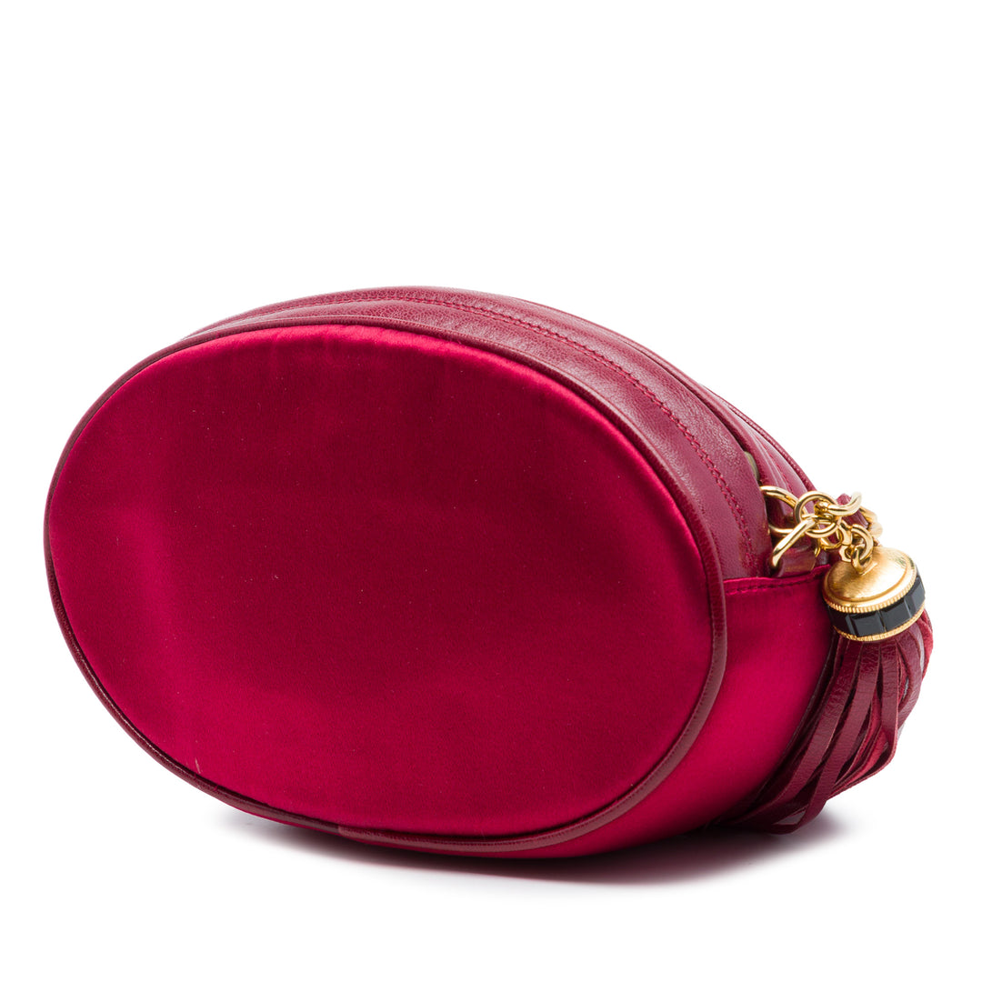 Chanel CC Embellished Daim Pompon Oval Sac porté croisé