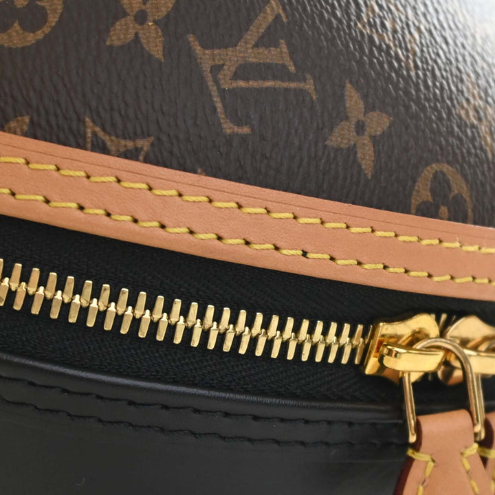 Egg Sac Monogram Marron