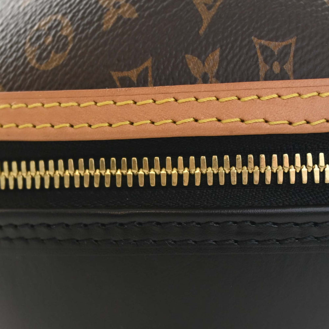 Egg Sac Monogram Marron