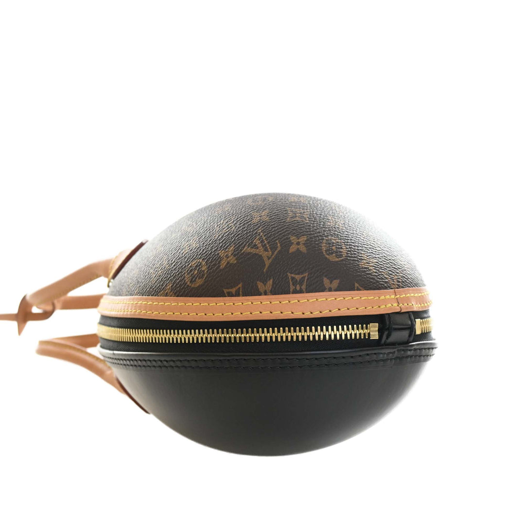 Egg Sac Monogram Marron