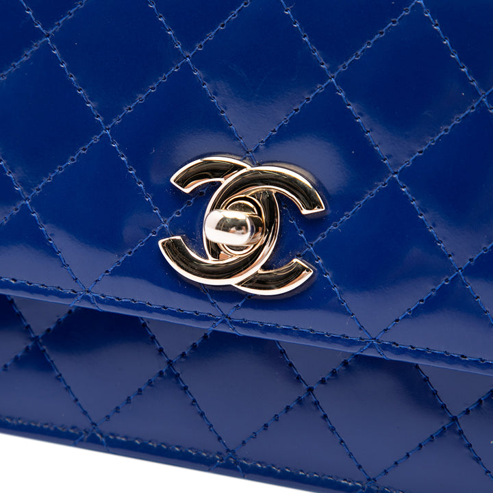 Chanel CC Matelassé Cuir verni Simple rabat