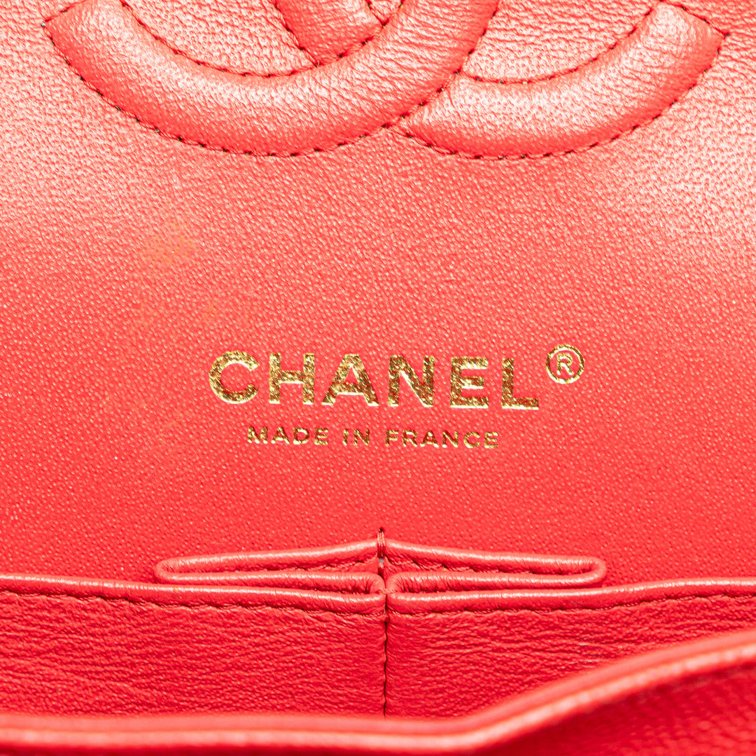 Medium Classic Caviar Double Flap Red - Gaby Paris