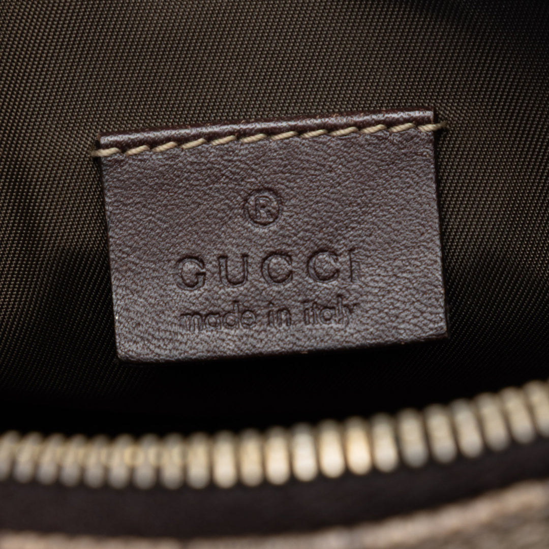 Gucci GG Supreme Pochette