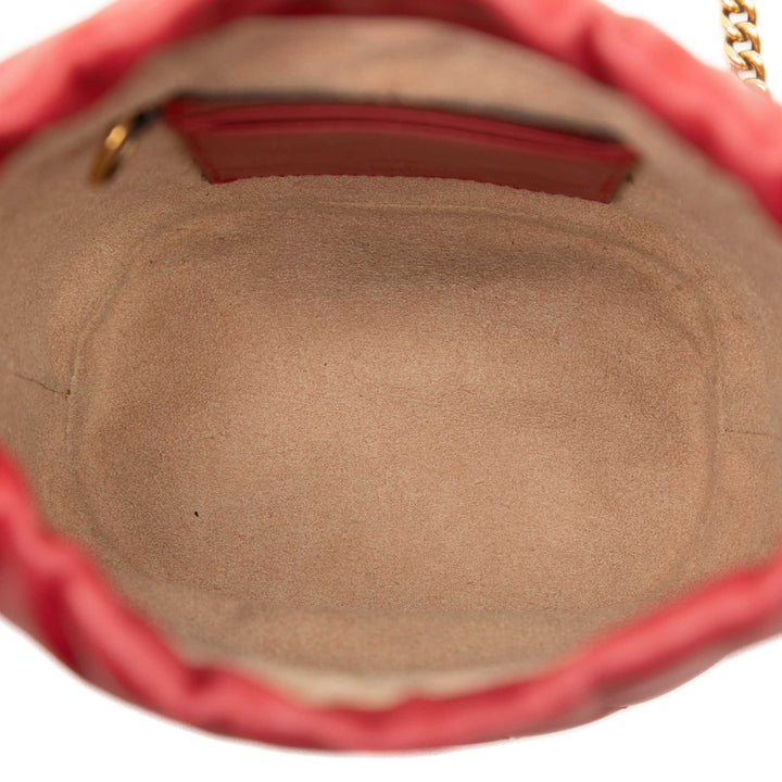 GG Marmont Matelasse Sac seau Petit Cuir de veau Rouge