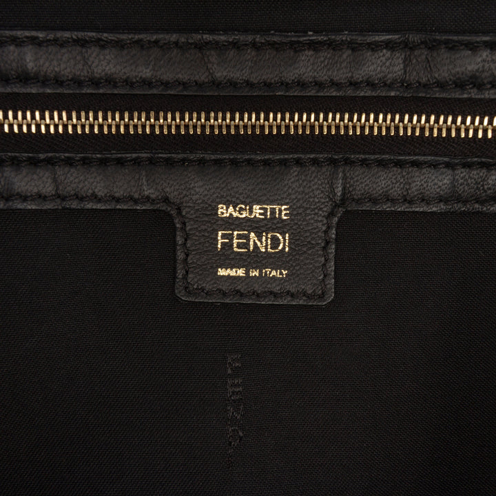 Fendi Large Zucca embossé Cuir Baguette Sac