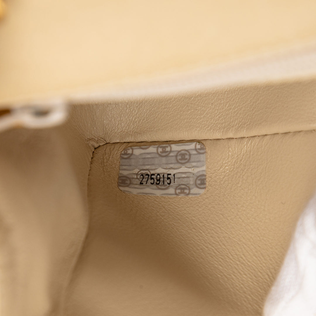 Chanel Mini Square Classic Cuir d’agneau Simple rabat