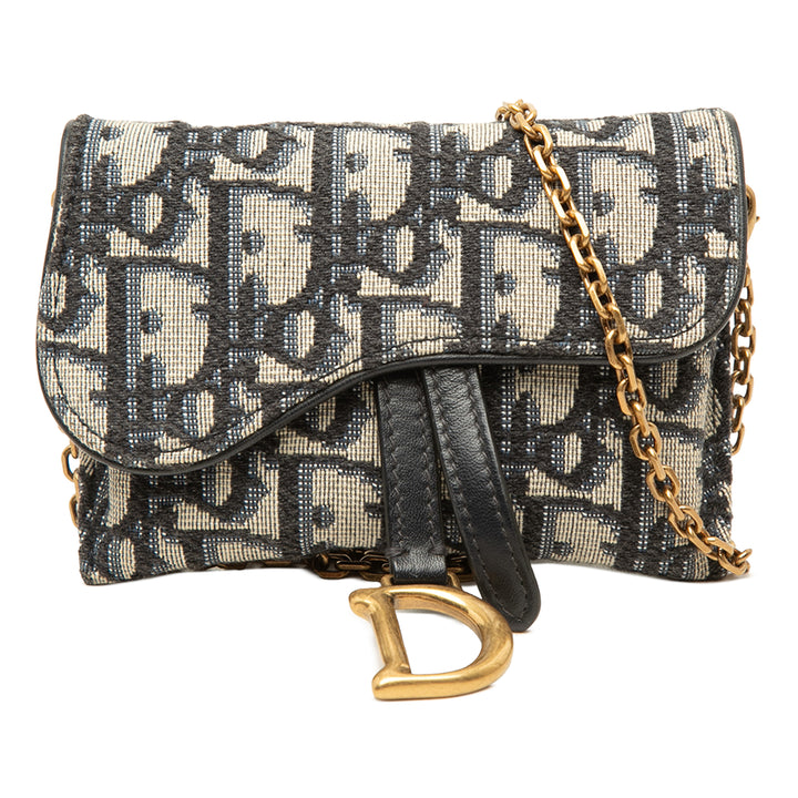 Dior Pochette Saddle Chaîne Oblique Nano Bleu – vue principale – GABY PARIS