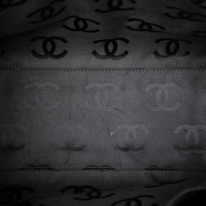 Chanel CC Wild Stitch Sac Cuir d'agneau Noir – vue 4 – GABY PARIS