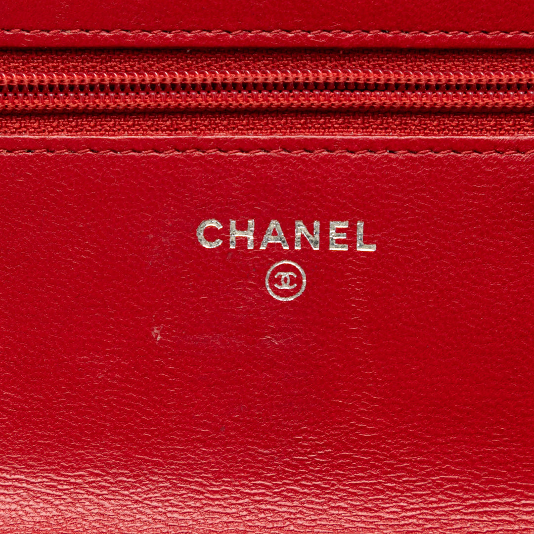 Chanel Matelassé Cuir d’agneau Boy Wallet on Chain