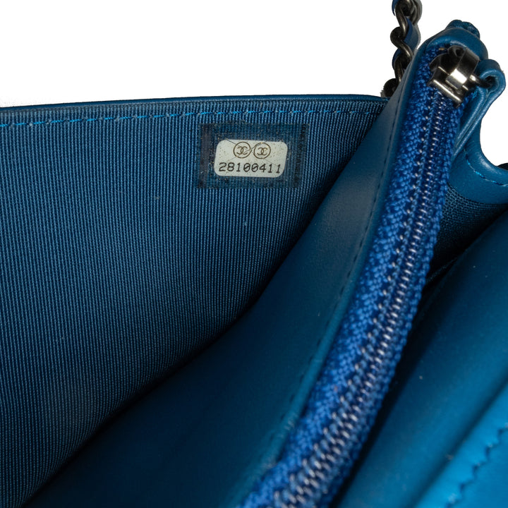 Chevron Aged Metallic Calfskin Gabrielle Wallet On Chain Blue - Gaby Paris
