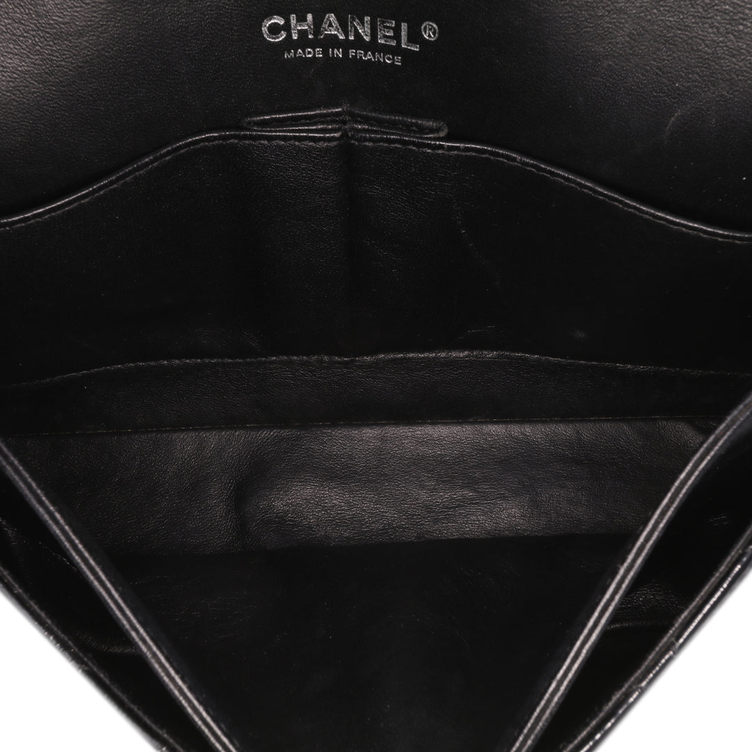 Medium Classic Patent Double Flap Black - Gaby Paris