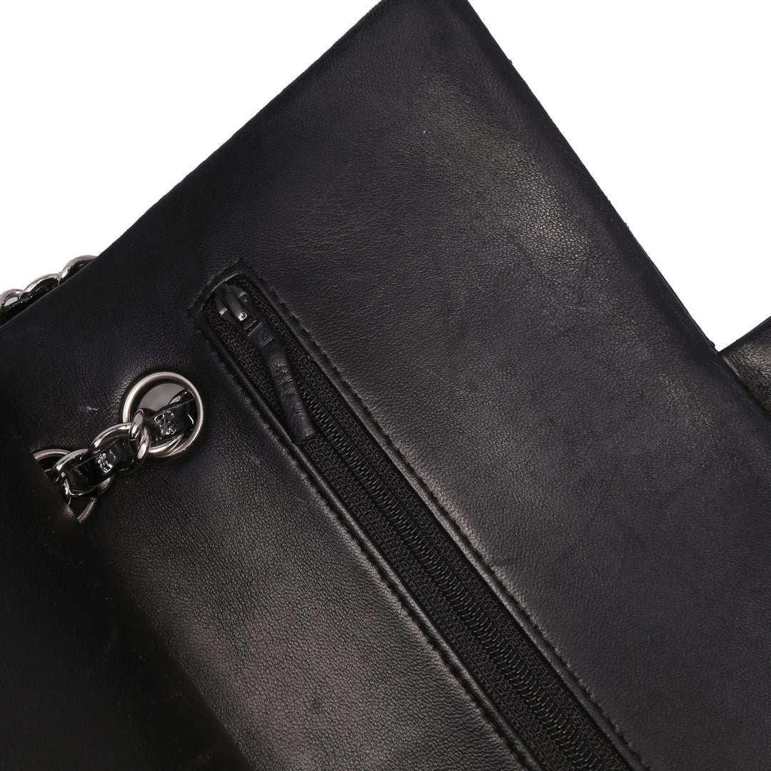Medium Classic Patent Double Flap Black - Gaby Paris
