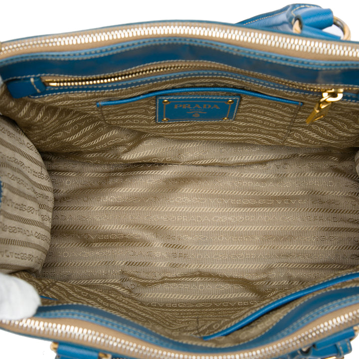 à finitions Canapa Logo Double Zippé Sac Saffiano Marron