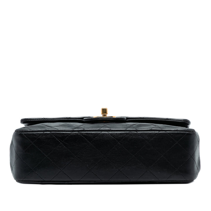 Chanel Small Classic Cuir d’agneau Double rabat – GABY PARIS Authentique