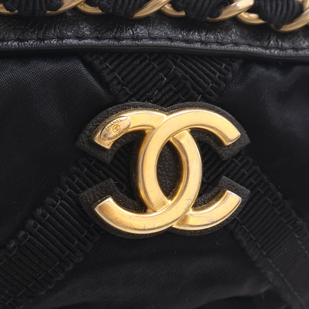 Grosgrain Lifestyle Pochette avec chaîne Noir