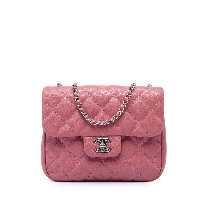 Matelassé Urban Companion à rabat Petit Cuir caviar Rose