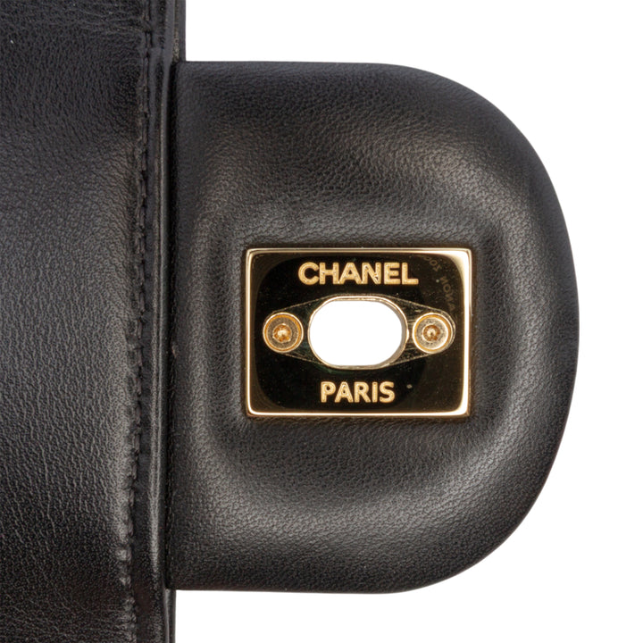 Chanel Matelassé Cuir d’agneau CC Unchained à rabat Pochette