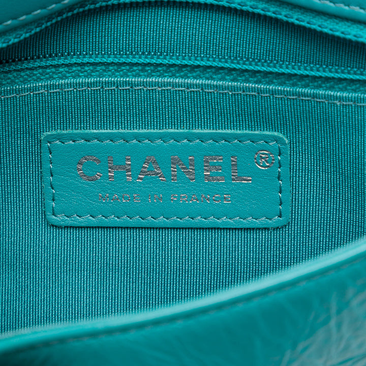 Chanel Small Matelassé Crumpled Cuir de veau Bi Vintage Rabat intégral
