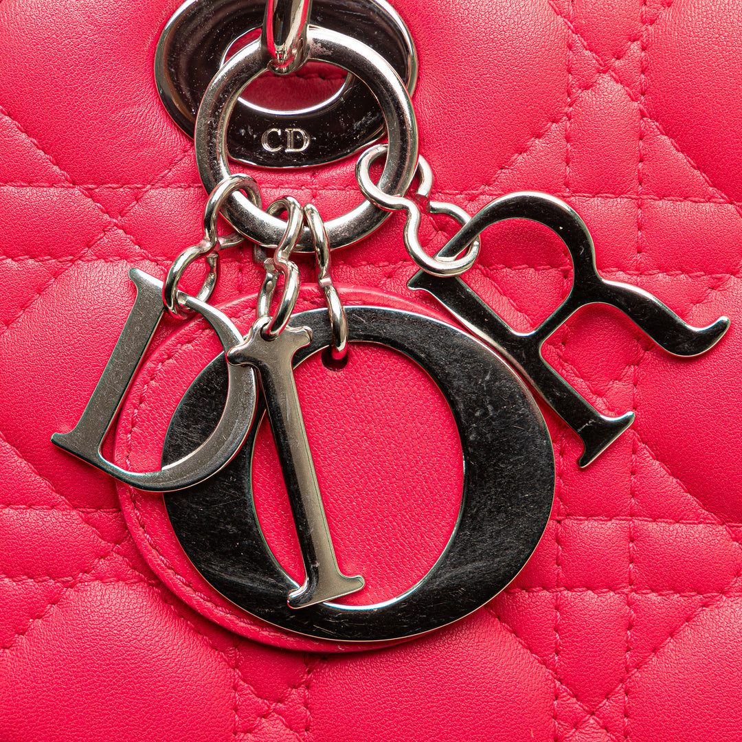 Dior Large Cuir d’agneau Cannage Lady Dior