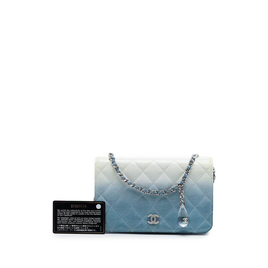 Chanel CC Matelassé Ombre Cuir verni et vieilli Cuir de veau Cristal Wallet on Chain