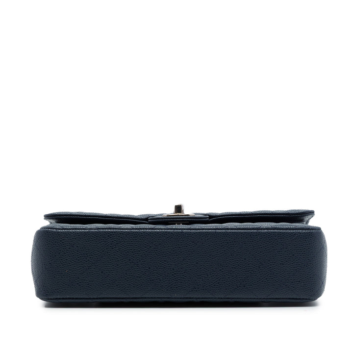 Chanel Classic Double rabat Moyen Cuir caviar Bleu – vue 3 – GABY PARIS