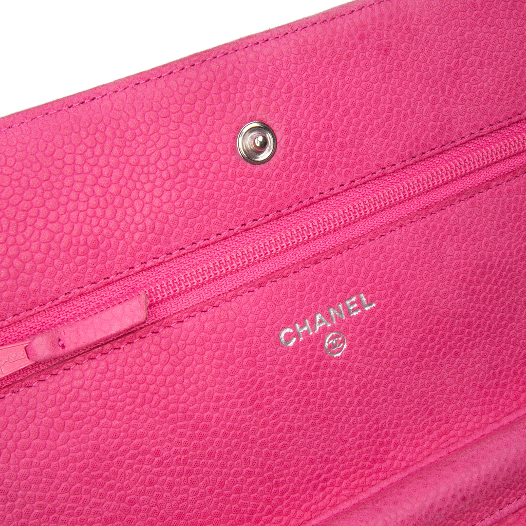 CC Caviar Wallet on Chain Pink - Gaby Paris