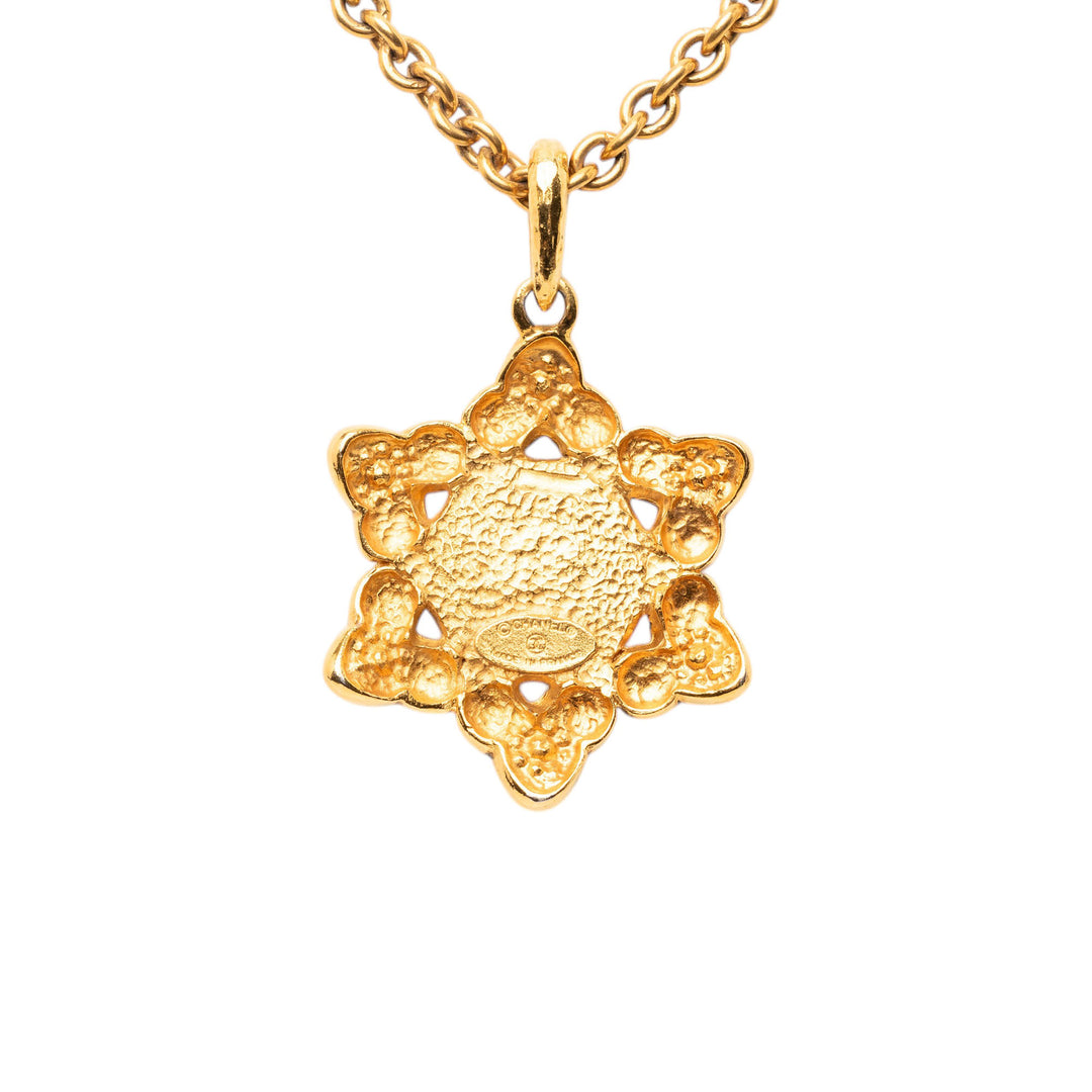 Chanel plaqué Perles fantaisie 6 Point Star Pendant Collier