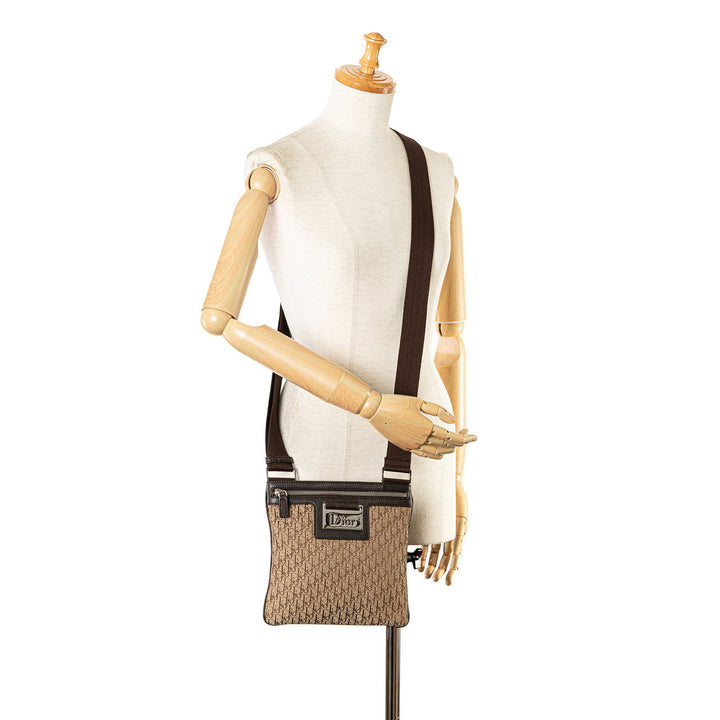 Dior Diorissimo Trotter Canvas Street Chic Crossbody Brown - gabyparis.fr