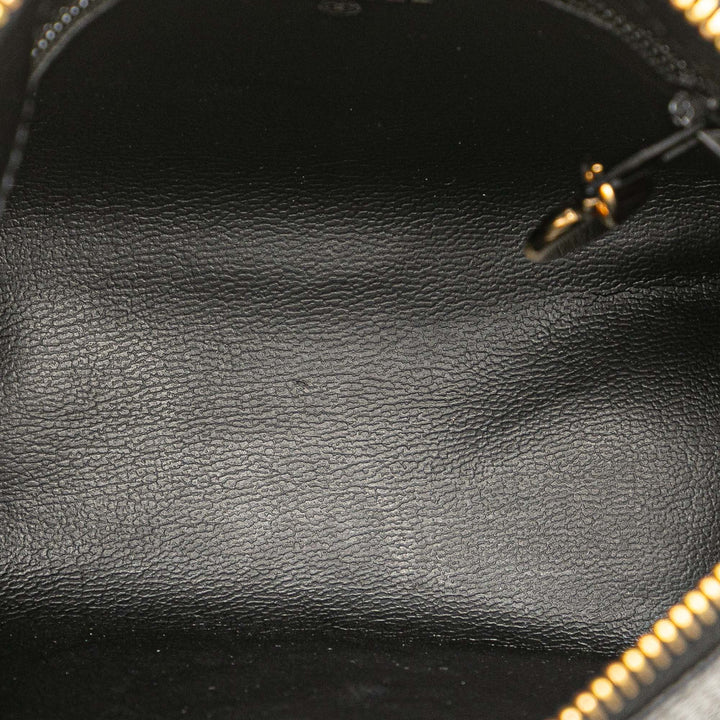 Chanel CC Caviar Cosmetic Pochette Noir