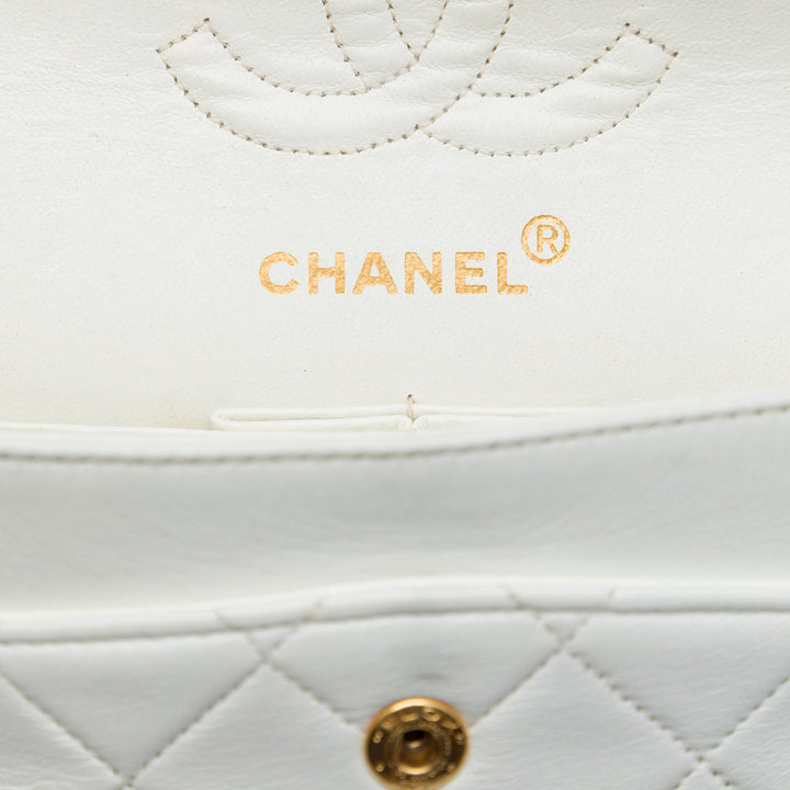 Chanel Classic Double rabat Petit Cuir d'agneau Blanc – vue 5 – GABY PARIS