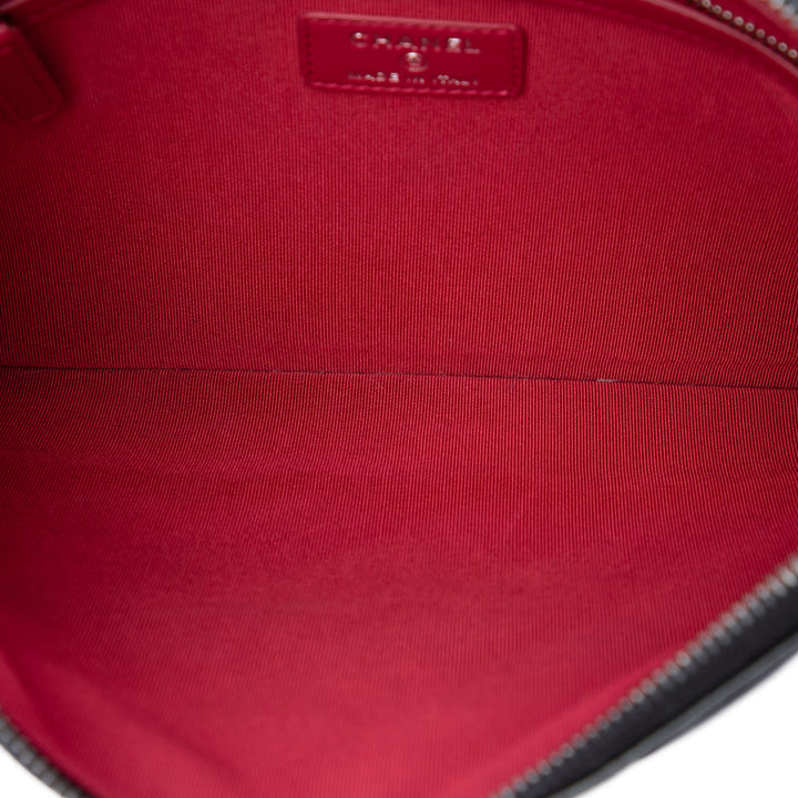 Chanel Medium Matelassé vieilli Cuir de veau Gabrielle O Étui Pochette