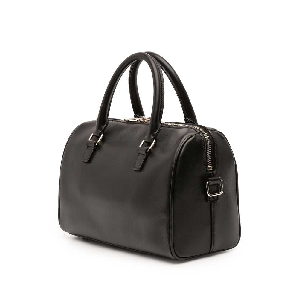 Saint Laurent Sac à main clouté Classic Duffle Baby Noir – vue 2 – GABY PARIS