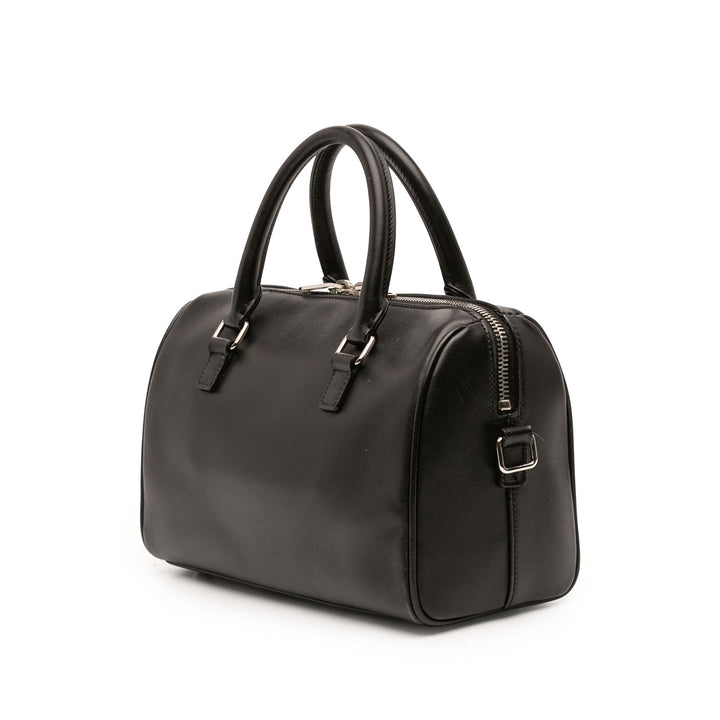 Saint Laurent Sac à main clouté Classic Duffle Baby Noir – vue 2 – GABY PARIS