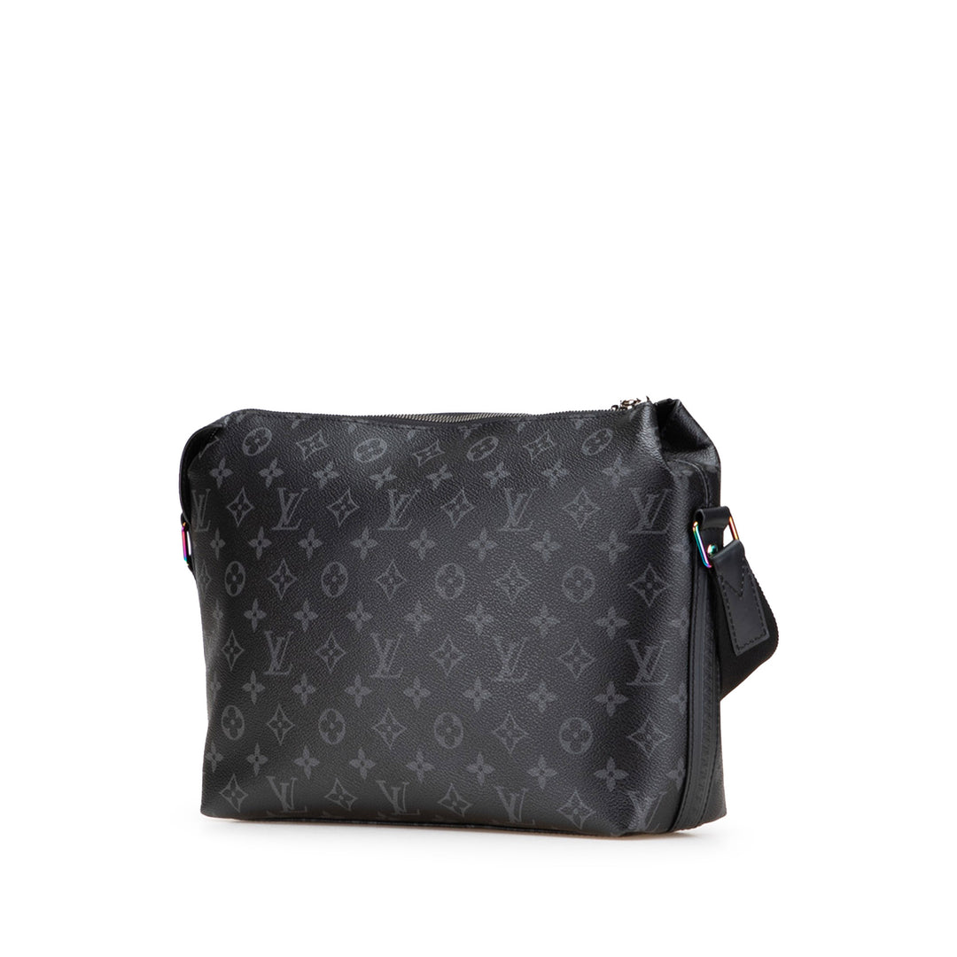Louis Vuitton Fragment Monogram Eclipse Flash Apollo Messenger PM Noir
