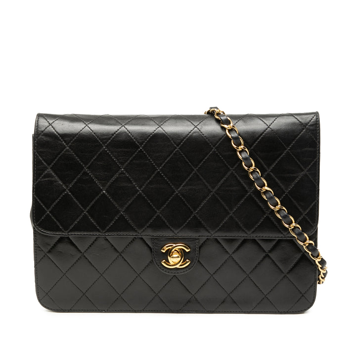 Chanel Medium CC Matelassé Cuir d’agneau Simple rabat
